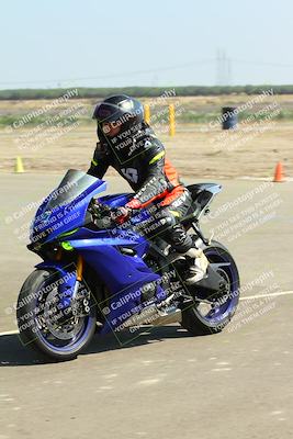 media/Sep-20-2025-TrackDaz (Sat) [[27f0cde673]]/Around the Pits/